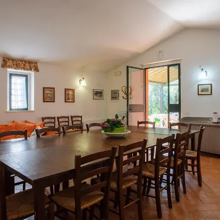 Prázdninový dům Awesome In *